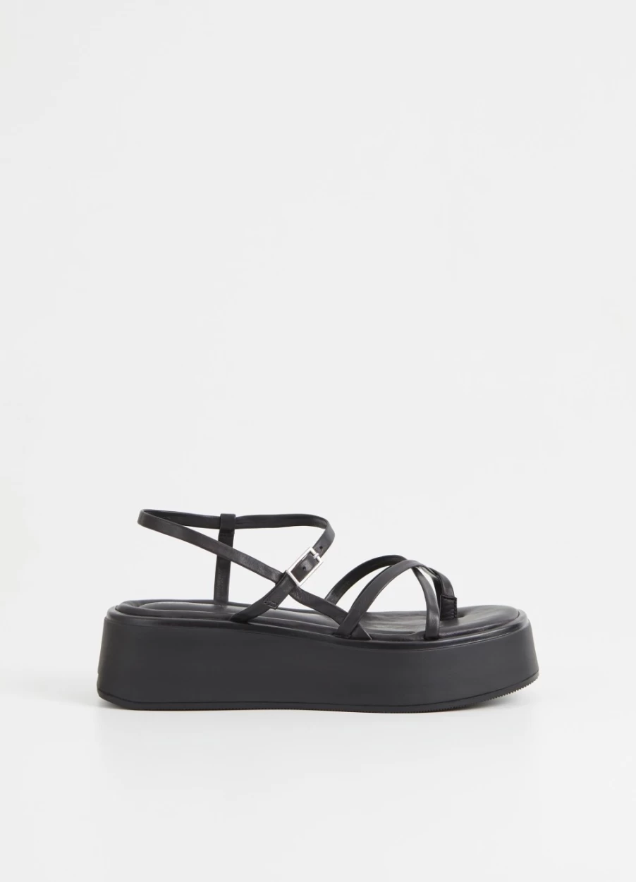 Vagabond Women's Courtney Black Sandals | Stylish & Comfortable Footwear