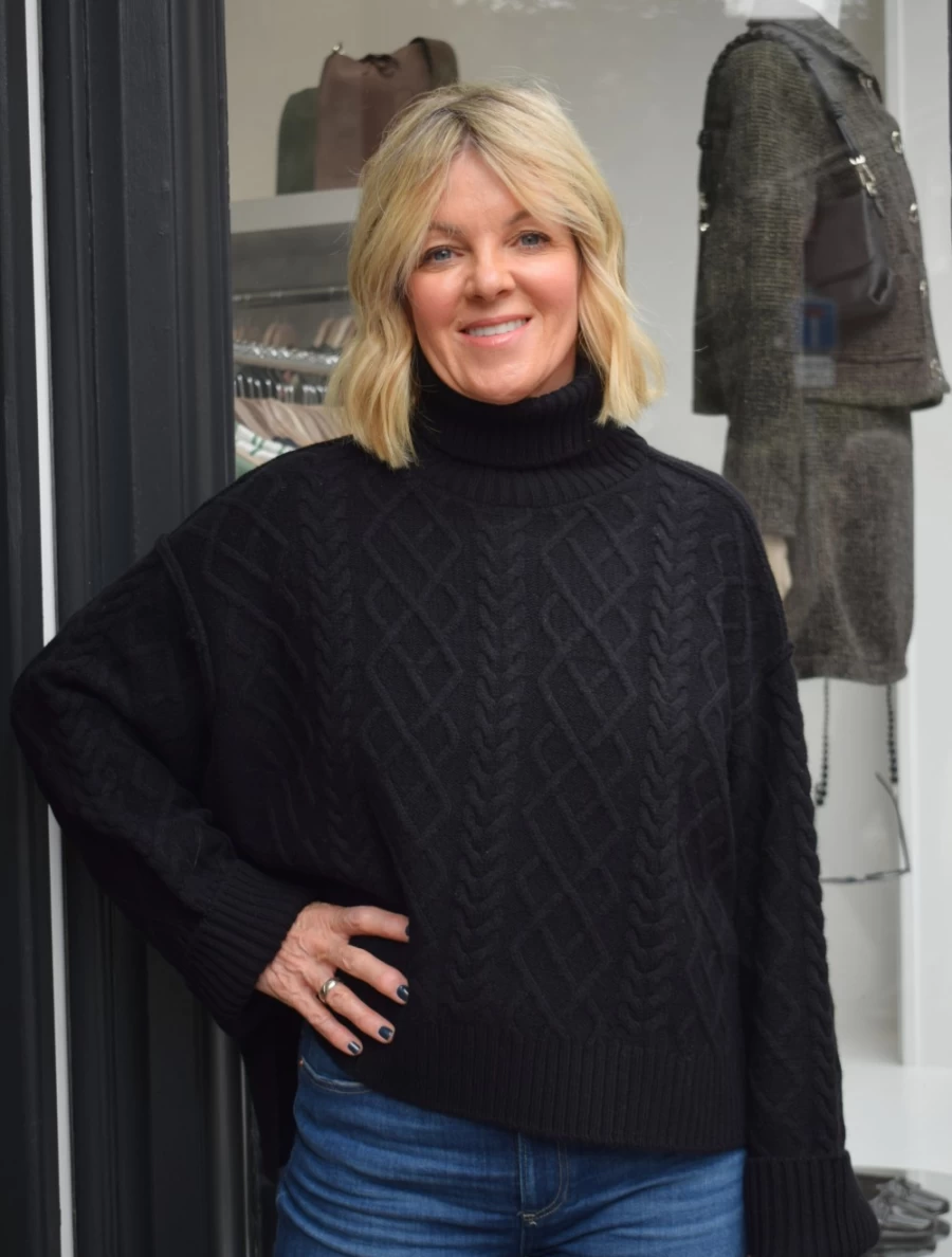 Berenice Women's Alfae Black Turtleneck Sweater