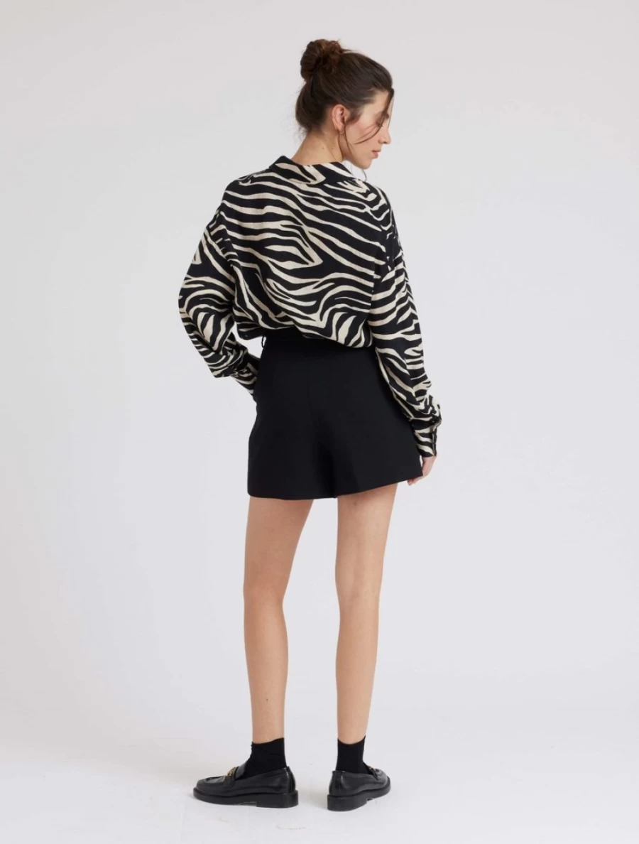 Idano Women's Helene Shirt in Ecru with Zebra Print - Stylish Casual Top