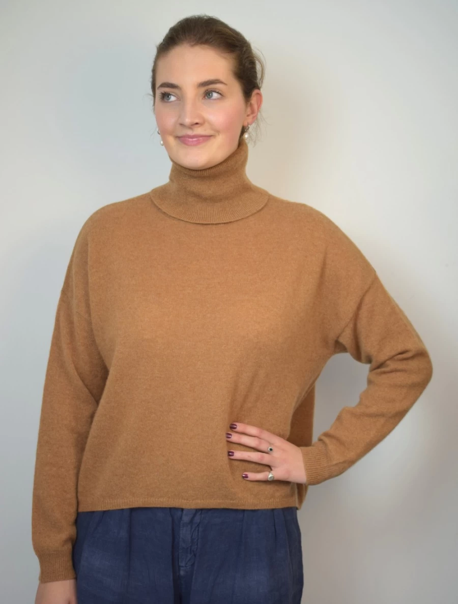 Brodie Women's Susie Roll Neck Sweater in Chestnut Brown