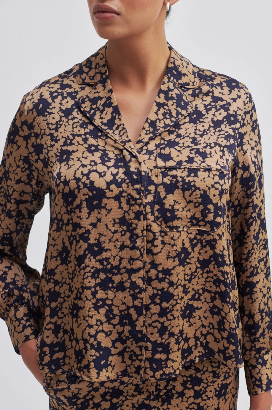 Second Female Women's Vincent Shirt - Stylish & Comfortable Blouse for Everyday Wear