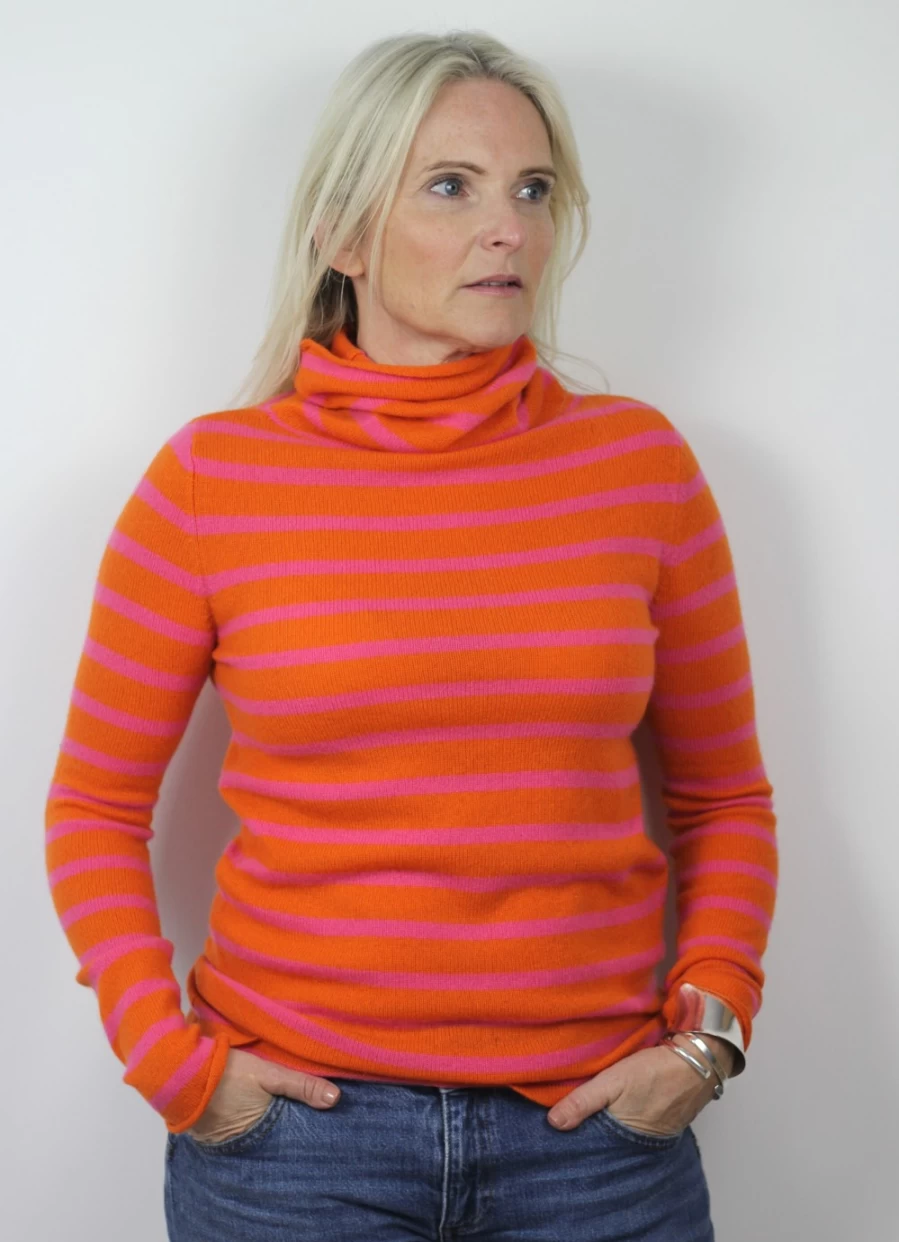 Sass & Edge Women's Mulben Cowl Neck Cashmere Sweater in Orange & Tulip