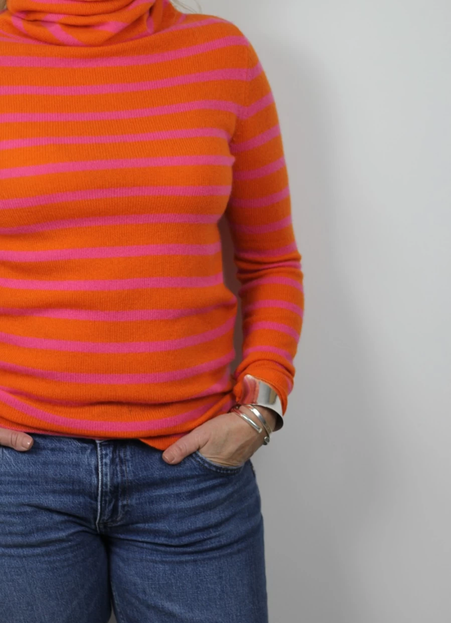 Sass & Edge Women's Mulben Cowl Neck Cashmere Sweater in Orange & Tulip