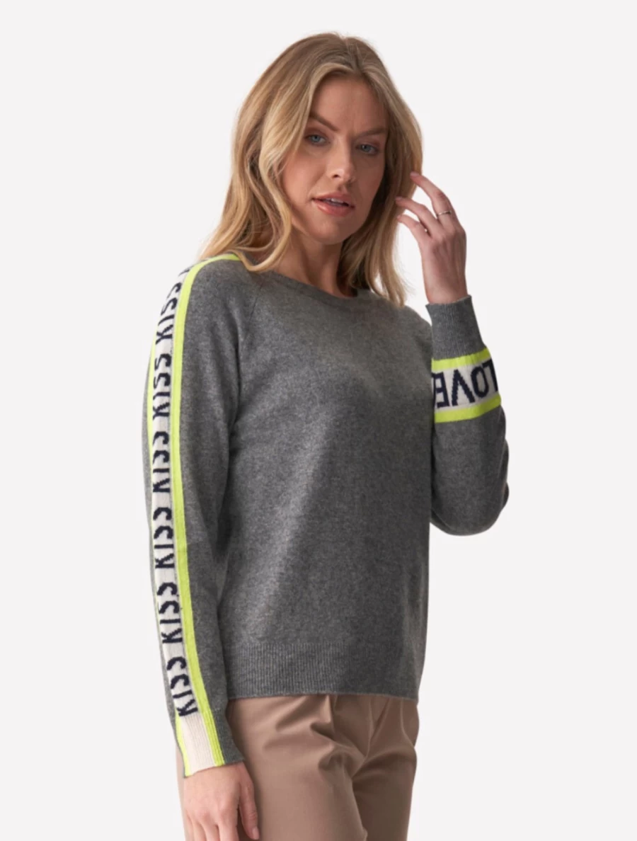 Brodie Women's Love & Kisses Mid Grey Sweater - Soft Knit Pullover for Casual Comfort