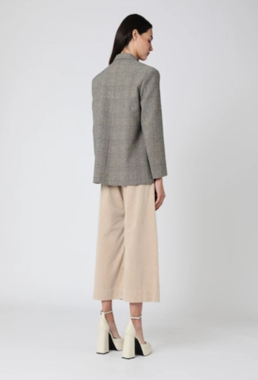 Berenice Women's Veranne Jacket - Stylish Outerwear for Fashionable Comfort