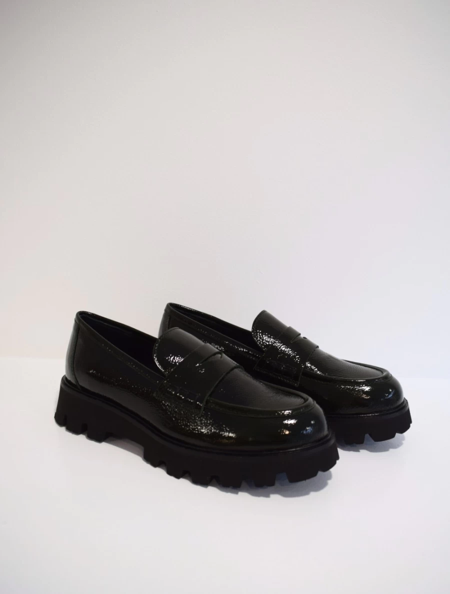 Donna Lei Women's Moss Patent Leather Finish Loafers