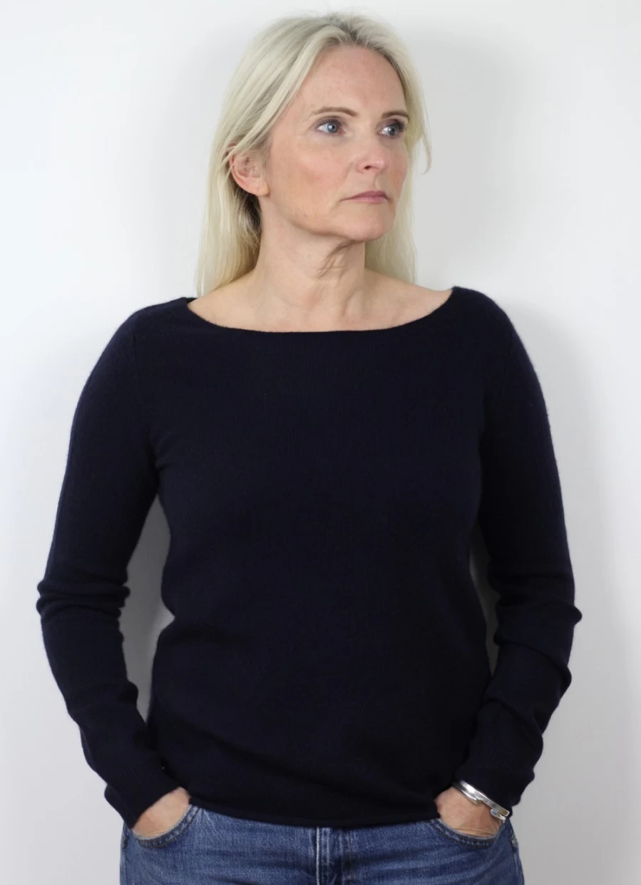 Sass & Edge Women's Navy Cashmere Boat Neck Sweater | Renfrew Style