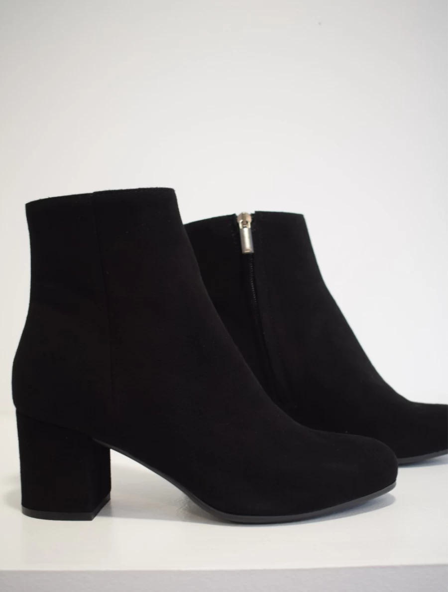 Donna Lei Women's Brooklyn Boot Black Ankle Boots