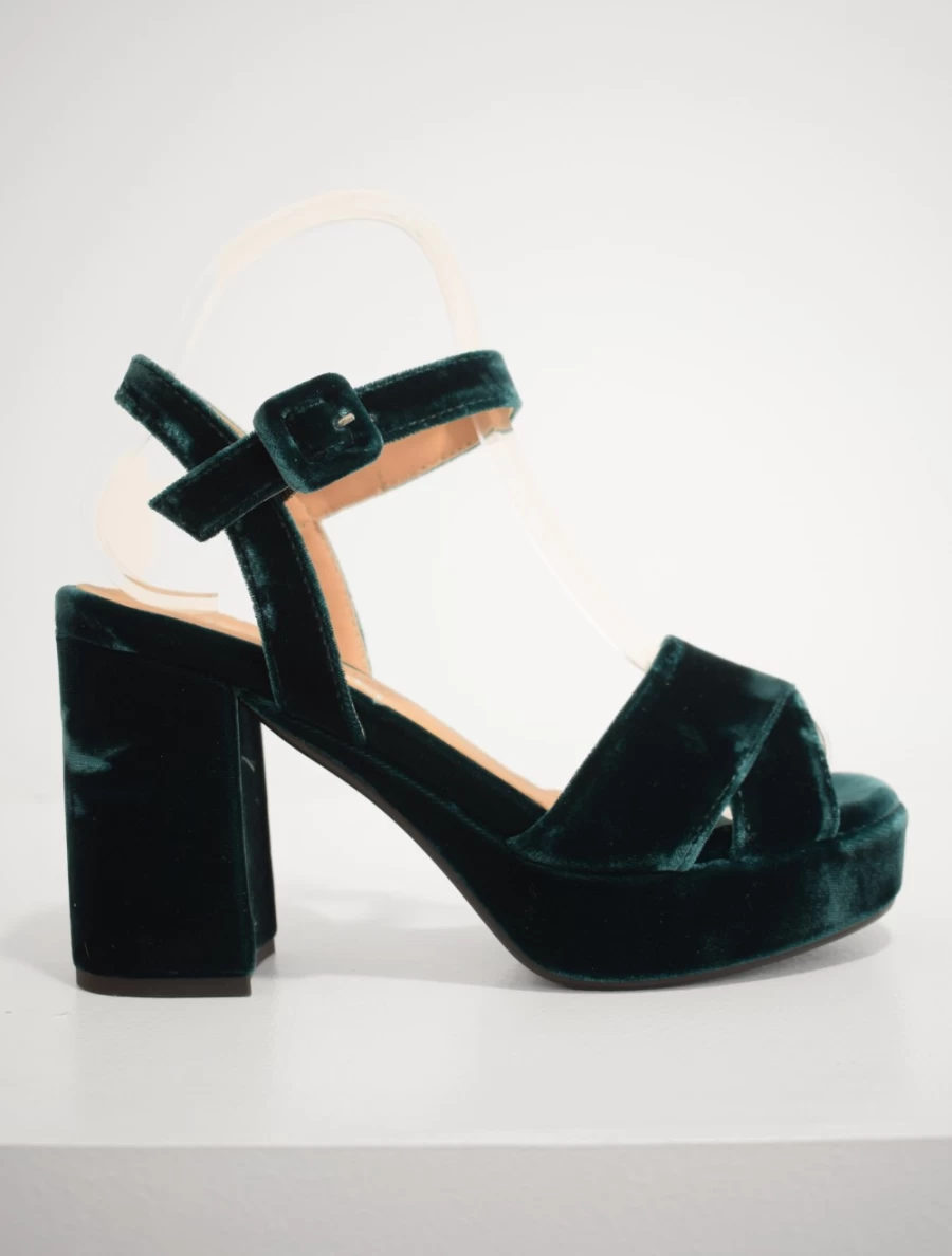 Donna Lei Women's Emerald Velvet Sandals – Luxurious Dubai-Inspired Footwear