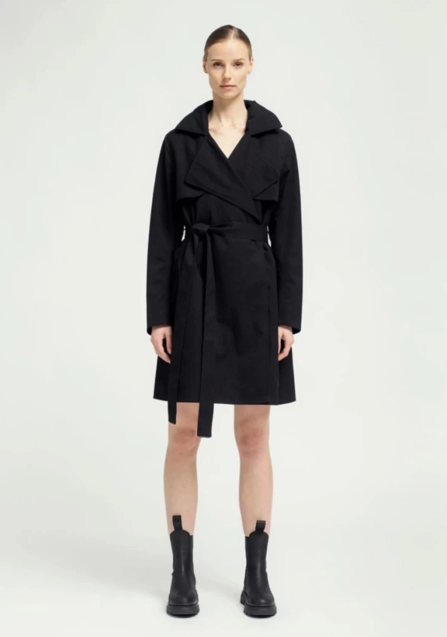 BRGN Women's Yr Coat in New Black - Stylish Winter Outerwear