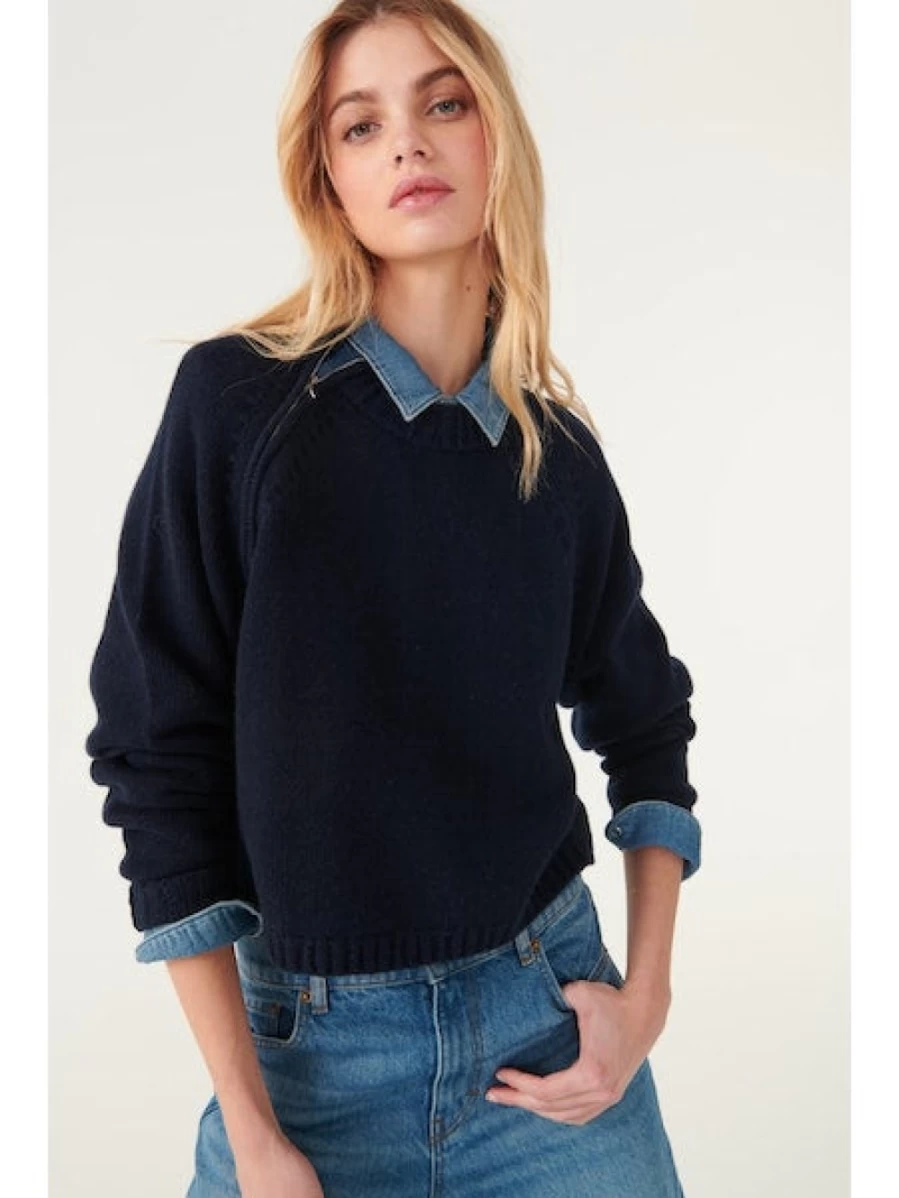 ba&sh Women's Corvy Jumper in Navy - Classic Knit Sweater