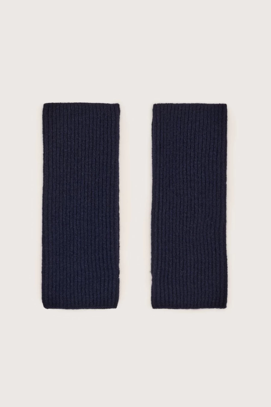 Sass & Edge Women's Glenlivet Cashmere Wrist Warmer in Navy - Luxurious Soft Wool Gloves