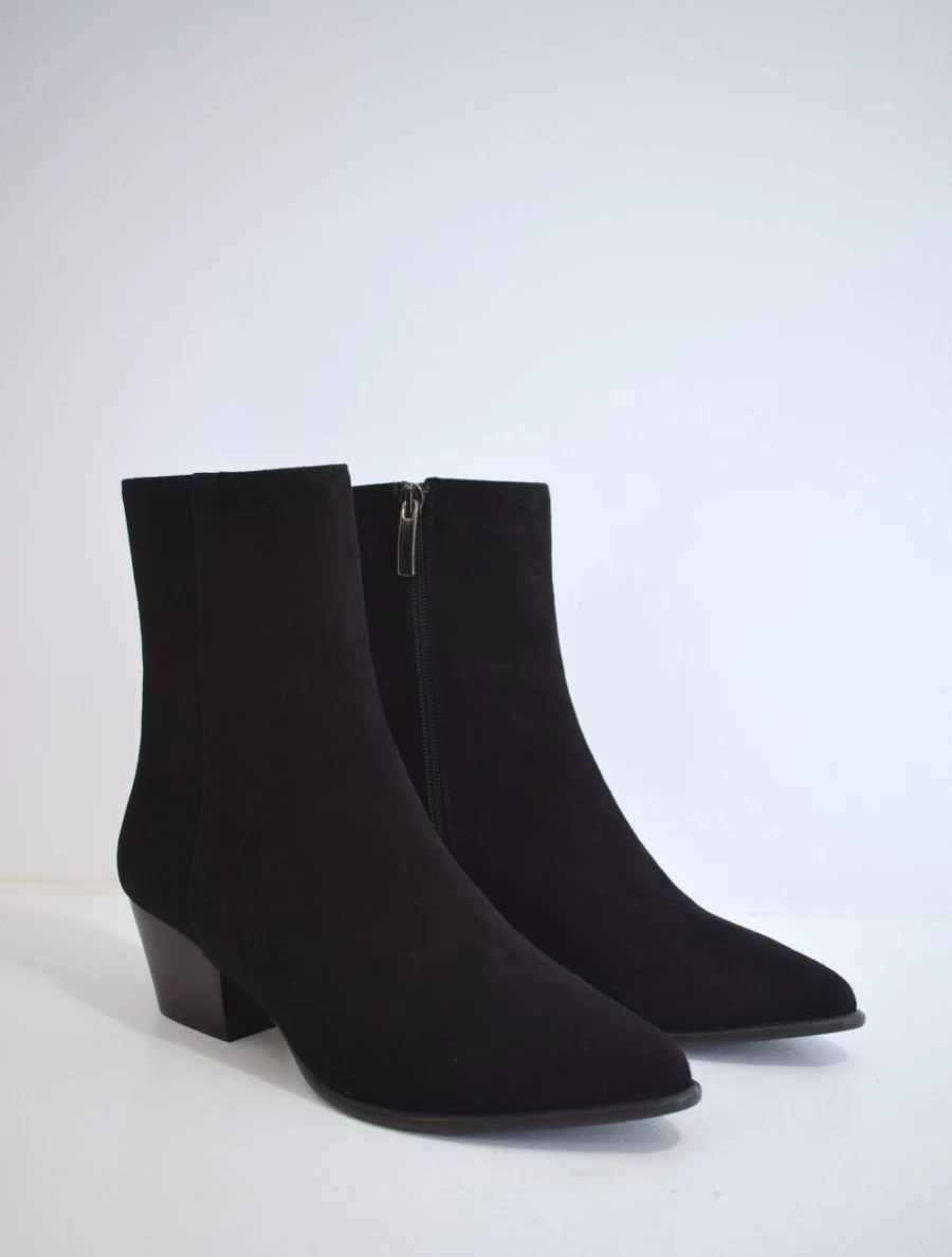 Donna Lei Women's Teeta Boot Black Ankle Boots for Women Fashion Leather Booties