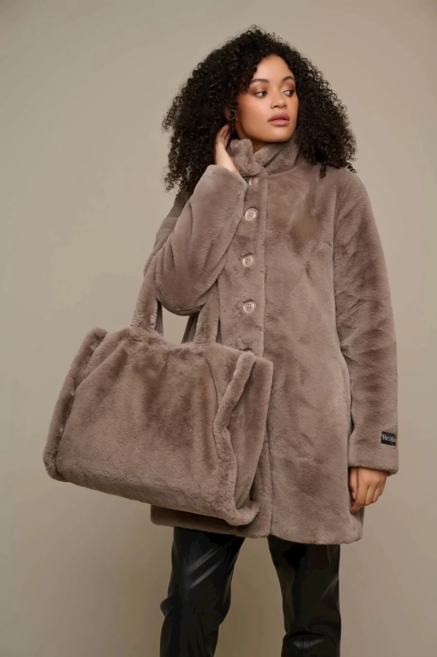 Rino & Pelle Women's Daan Big Shopper Taupe Handbag - Stylish & Spacious Tote