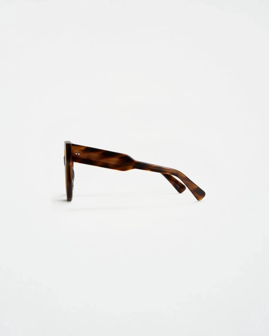 Chimi 08 Tortoise Sunglasses for Women - Classic Tortoiseshell Frame Fashion Eyewear