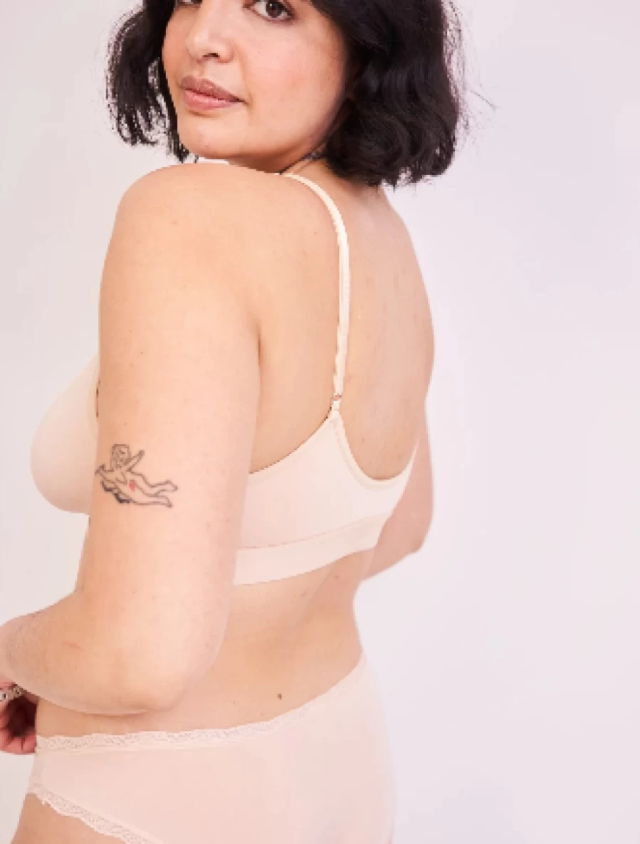 Stripe & Stare Women's T-Shirt Bra in Sand - Comfortable Seamless Underwear
